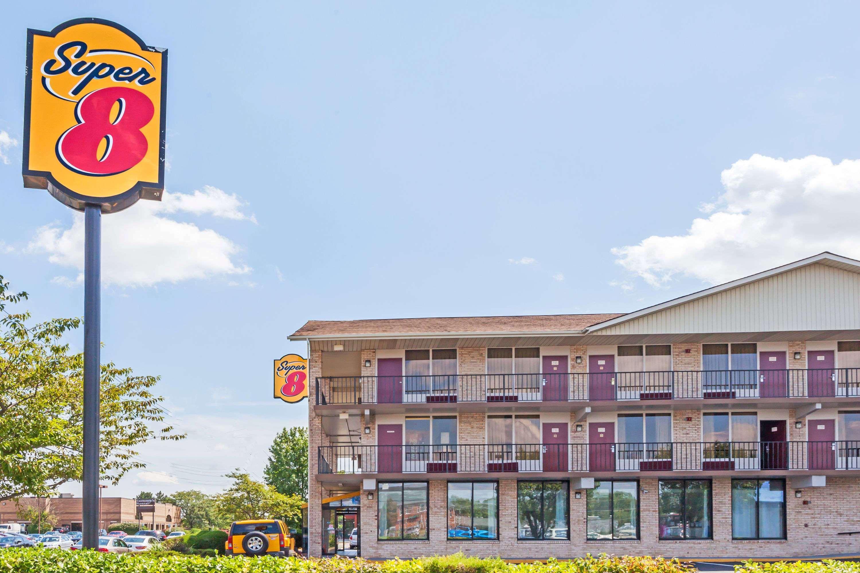 Super 8 By Wyndham Manassas Otel Dış mekan fotoğraf