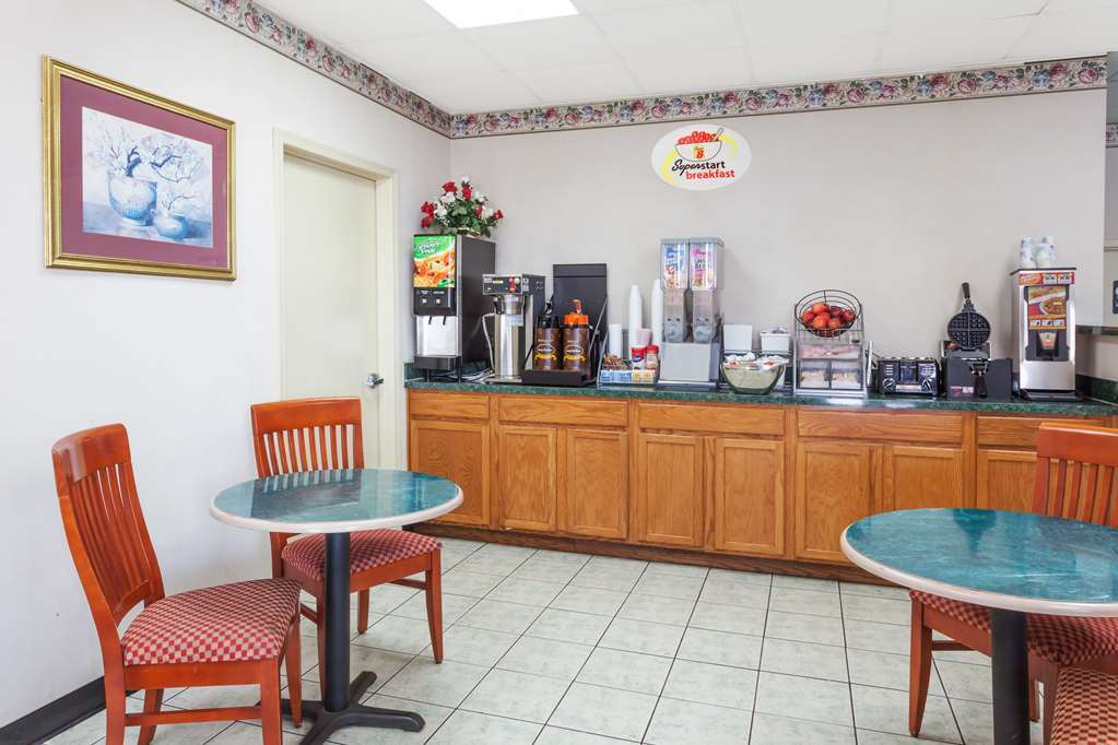 Super 8 By Wyndham Manassas Otel Konforlar fotoğraf
